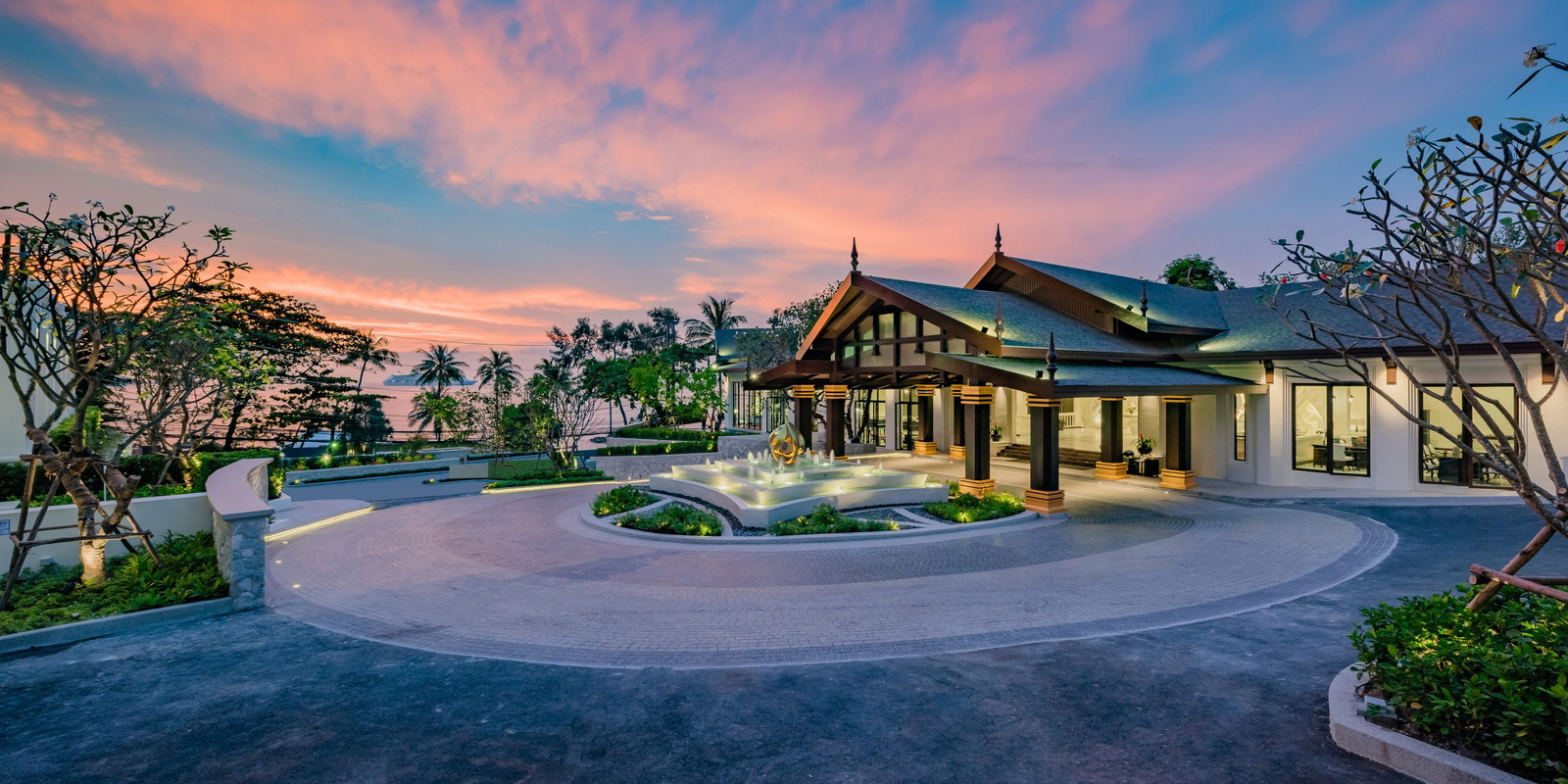 Romantic Phuket Hotel Diamond Cliff Resort Spa